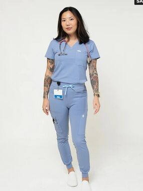 SCOPE Scrubs  set - small